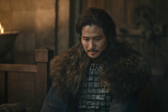 朴海俊在tvN《阿斯達年代記》飾演武伯