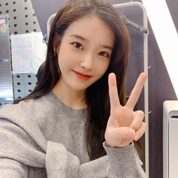 IU出演《鄭恩地的歌謠廣場》「神救援」放送事故