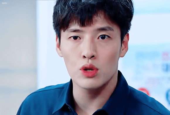 姜河那《山茶花開時》