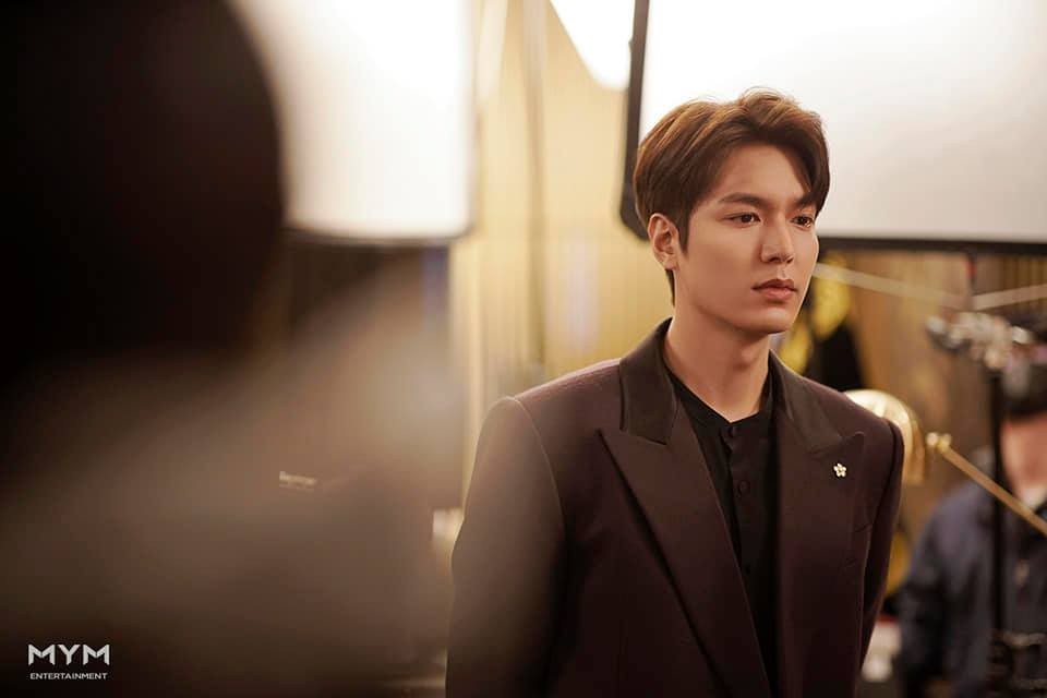 李敏鎬所屬的MYM經紀公司釋出《The King:永遠的君主》花絮照