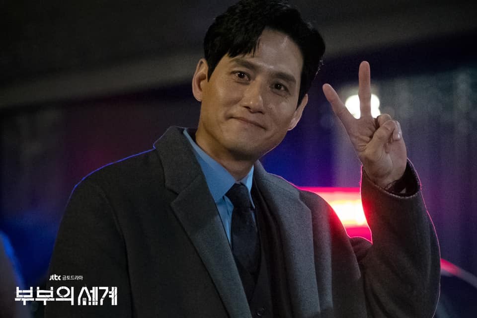 由金喜愛、朴海俊、韓素希主演的《夫妻的世界》結局收視率28.371%刷新有線台紀錄