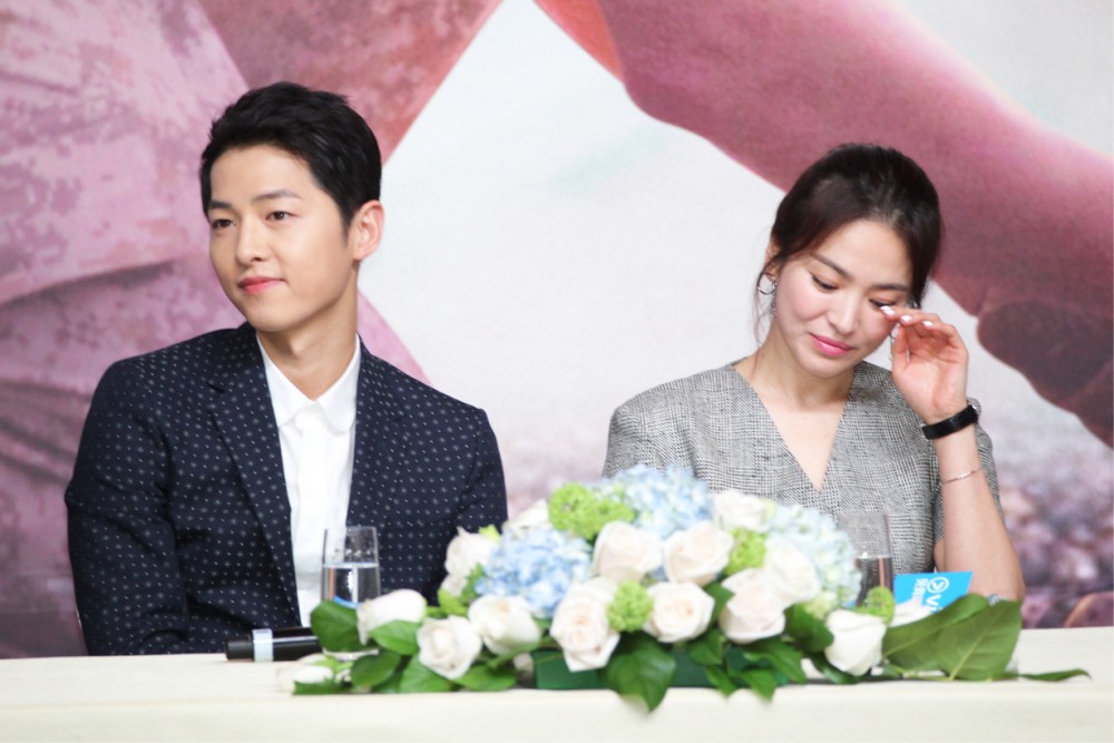 宋慧喬與宋仲基結婚一年八個月離婚