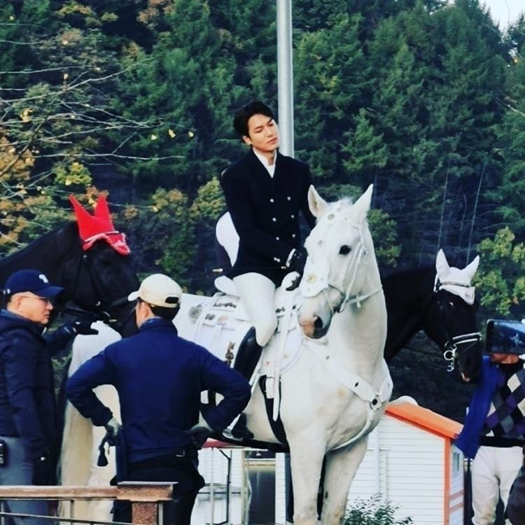 《The King：永遠的君主》白馬麥希穆斯專訪