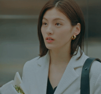 《The King：永遠的君主》「明勝雅」金容智