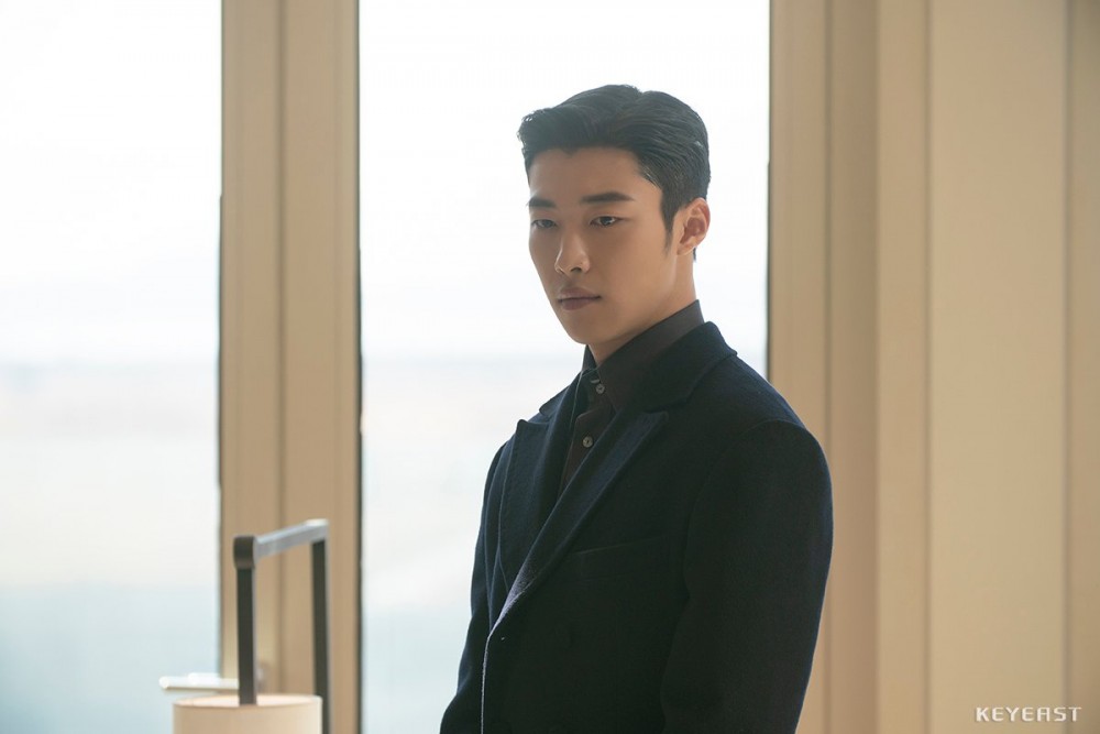 《The King：永遠的君主》禹棹煥花絮照公開