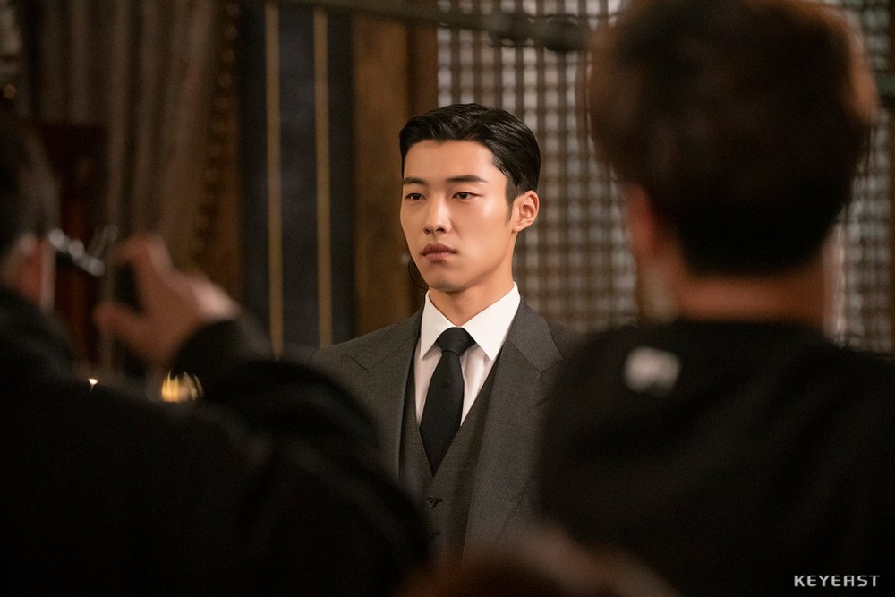 《The King：永遠的君主》禹棹煥花絮照公開