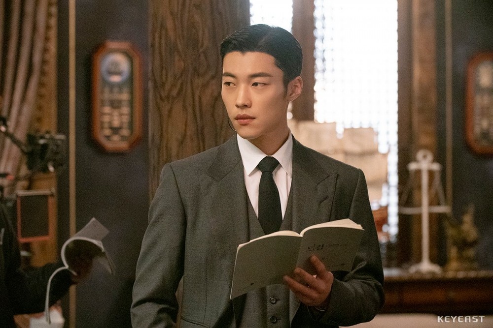 《The King：永遠的君主》禹棹煥花絮照公開