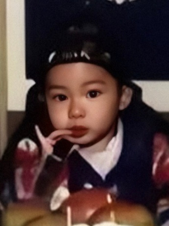 李敏鎬嬰兒時期照片