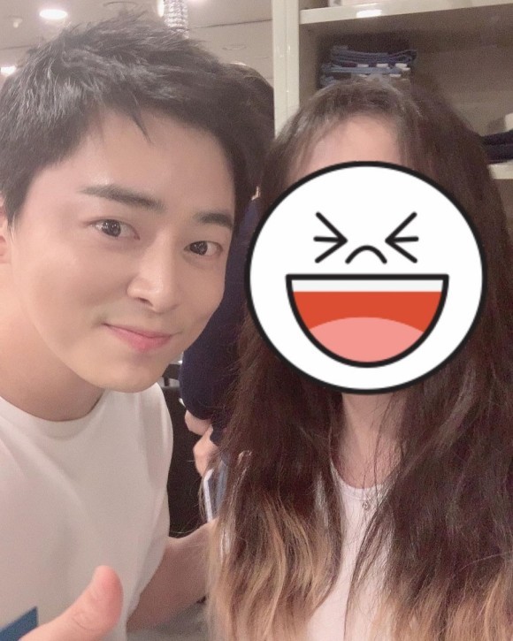 曹政奭、柳演錫、鄭敬淏、金大明、田美都主演的tvN《機智醫生生活》終放宴