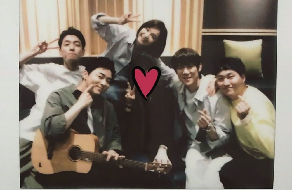 曹政奭、柳演錫、鄭敬淏、金大明、田美都主演的tvN《機智醫生生活》