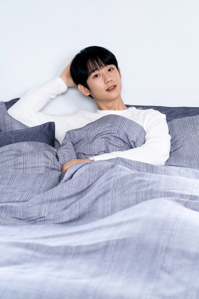 丁海寅代言寢具品牌Sesa Living照片