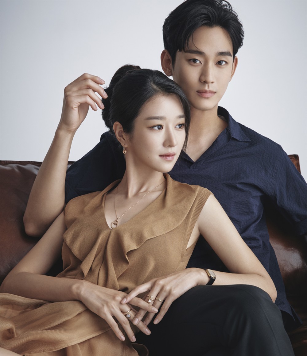 金秀賢、徐睿知情侶寫真