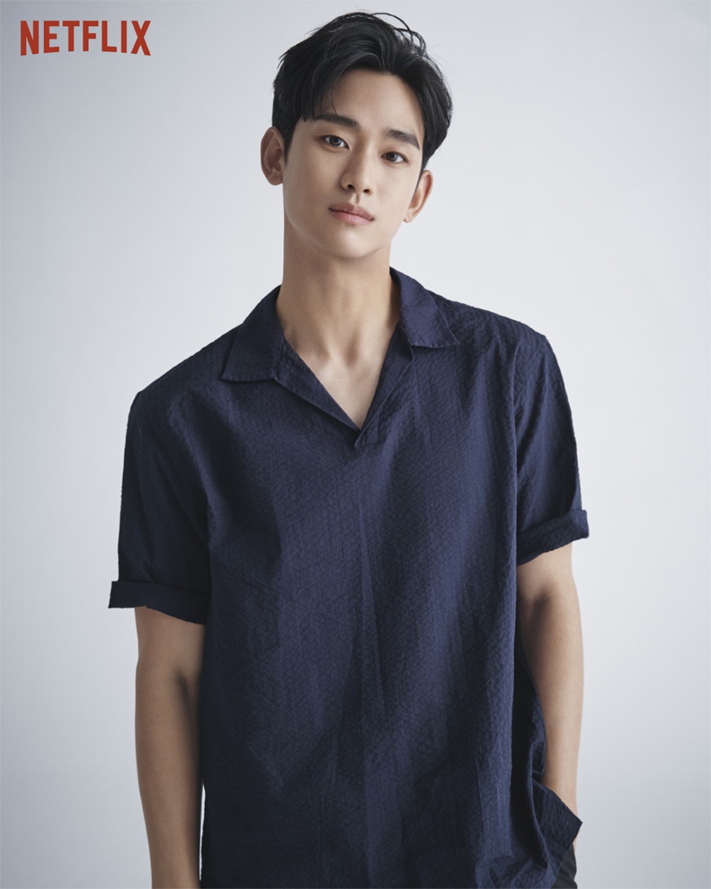 金秀賢花美男顏值依舊