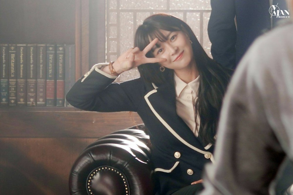 Hello Venus 權娜拉
