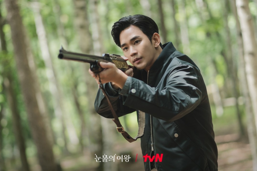 劇中白賢祐服役時是隸屬海軍陸戰隊的特別警衛隊