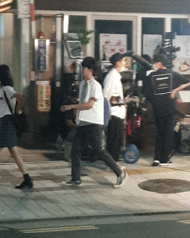 《雖然是精神病但沒關係》路透/金秀賢&徐睿知校服約會