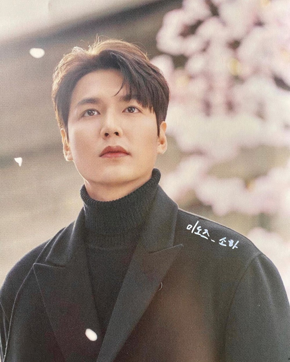 《The King：永遠的君主》寫真書獨家未公開照片