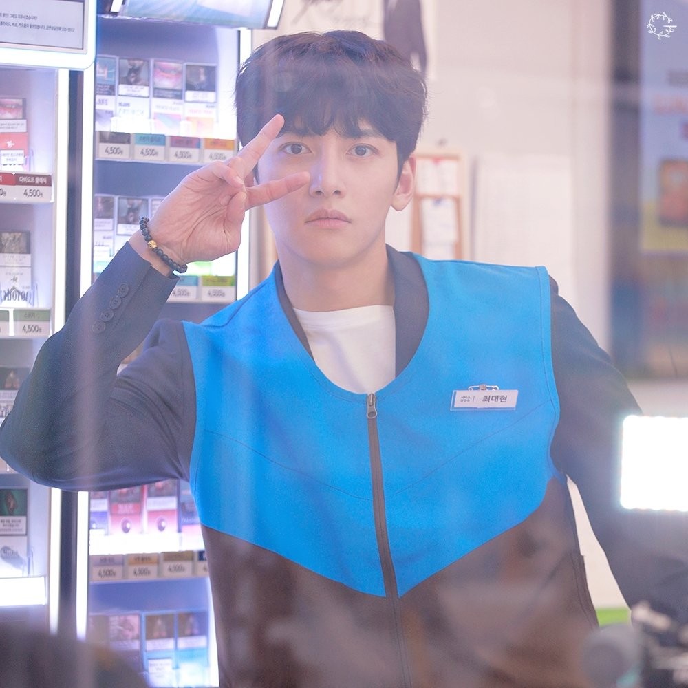 池昌旭可愛比ya四連發