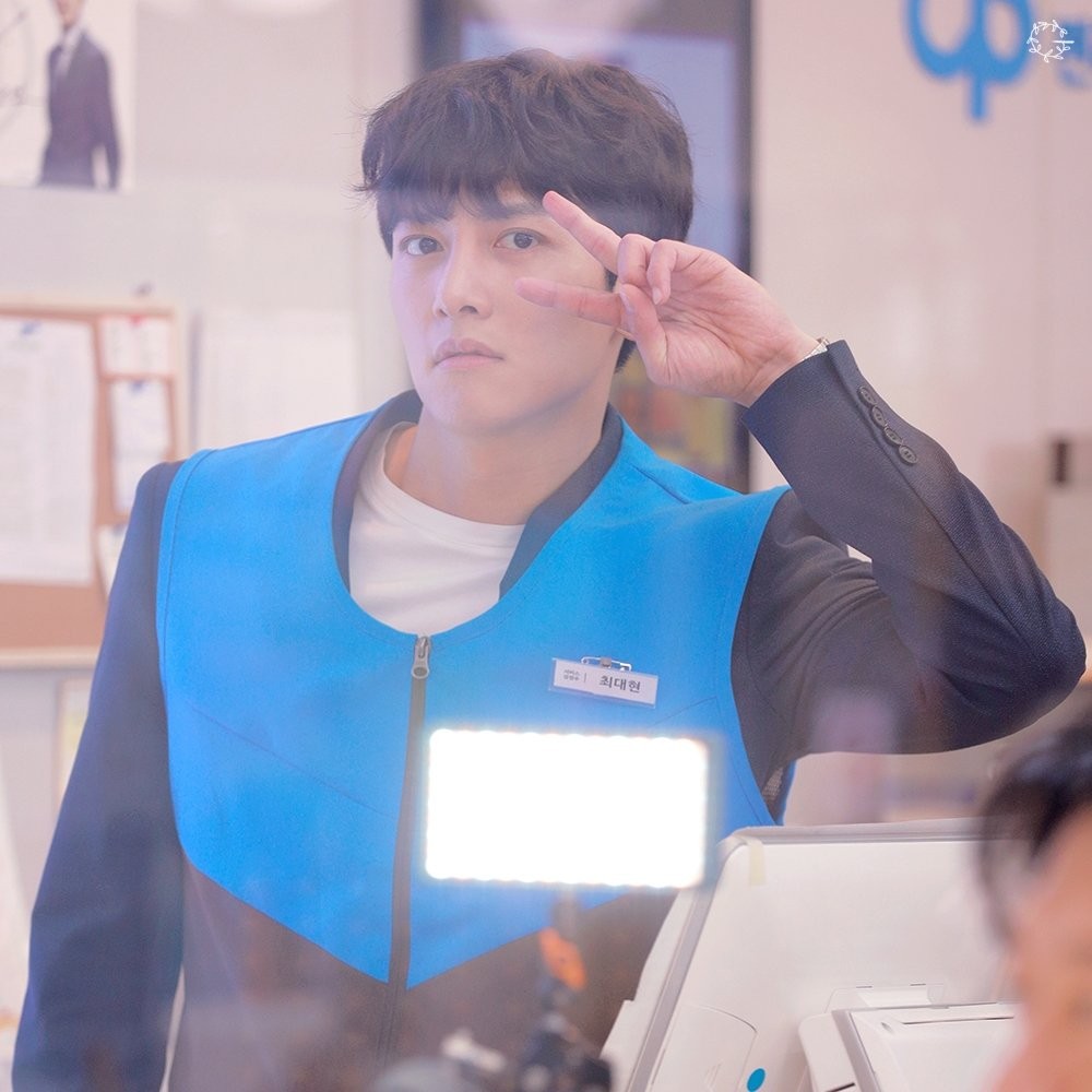 池昌旭可愛比ya四連發