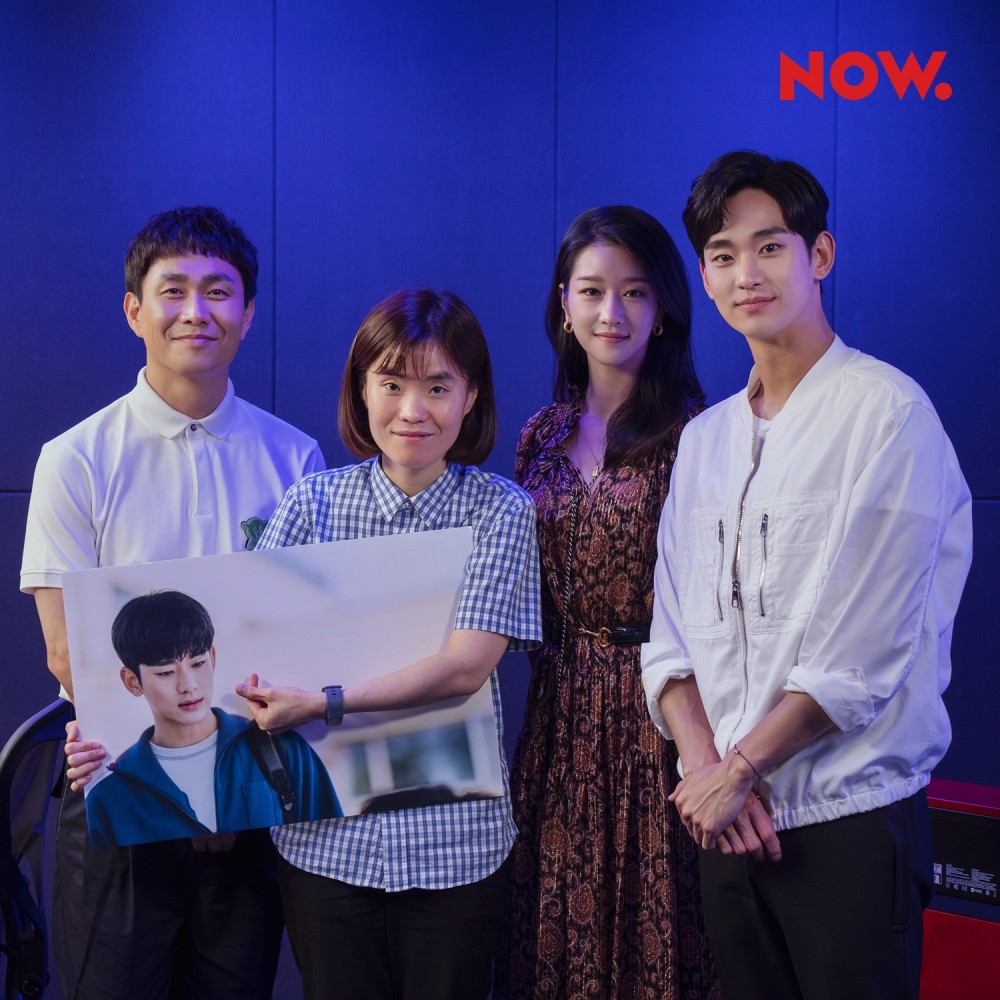 金秀賢和徐睿知主演的tvN《雖然是精神病但沒關係》