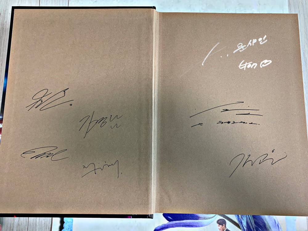 《The King：永遠的君主》寫真書