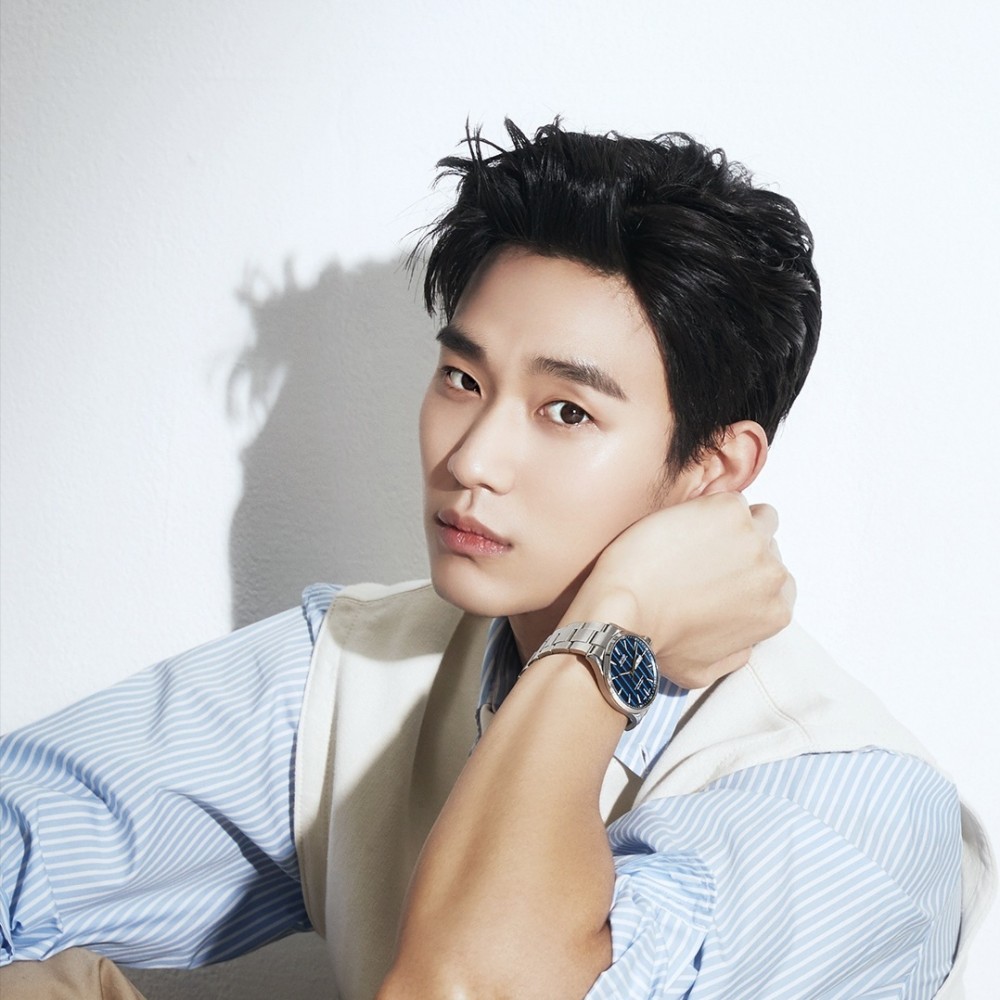 金秀賢曾在採訪中說過：「沒有所謂的小角色，只有小看角色的演員。」