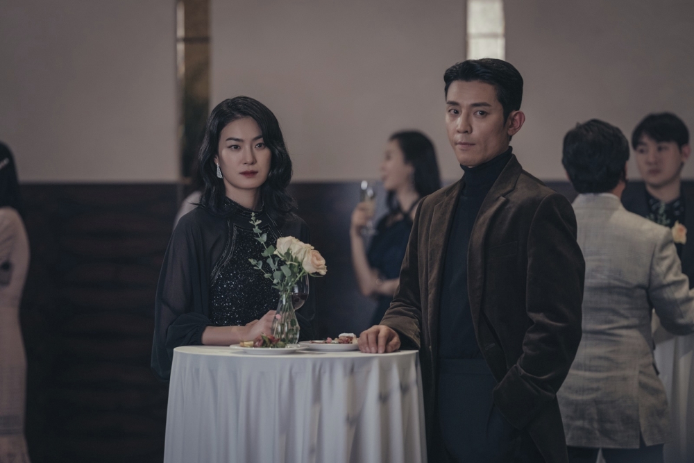 金柱憲與玉子妍飾演市長夫婦