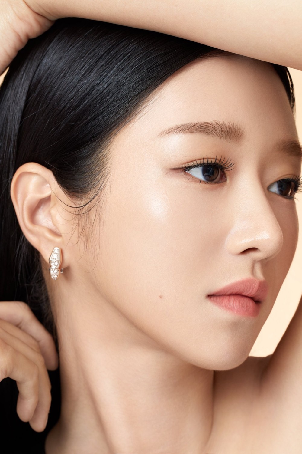 韓國化妝品牌LUNA代言人徐睿知