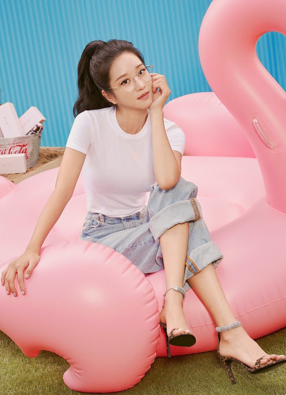 徐睿知最新墨鏡代言照