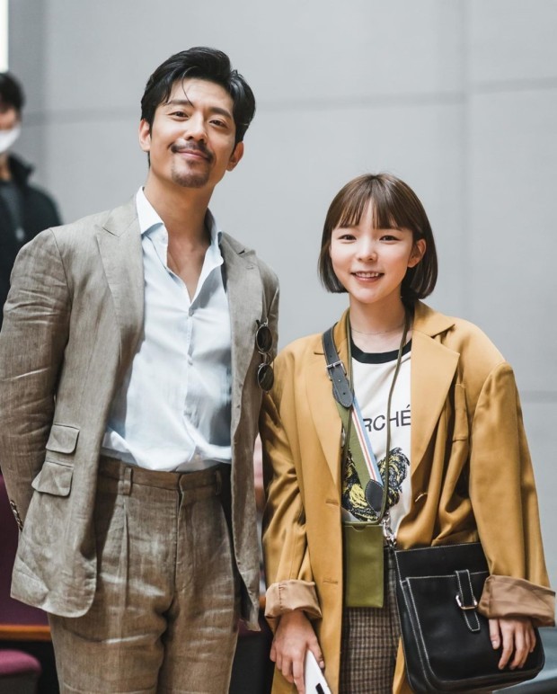 《雖然是精神病但沒關係》朴真珠