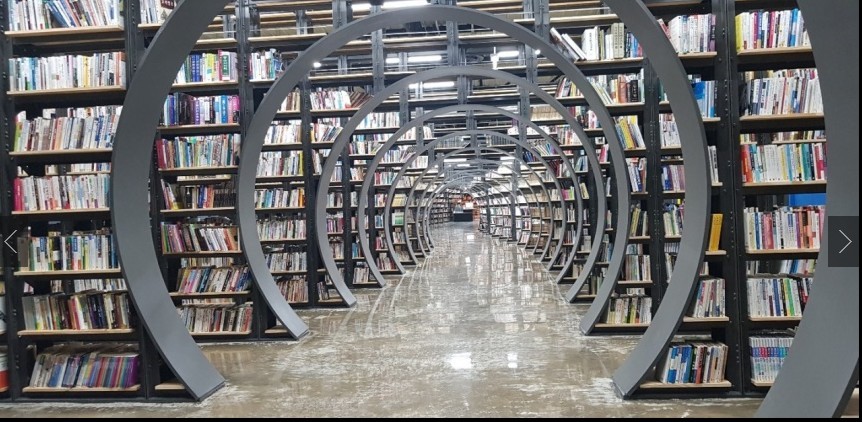 首爾書寶庫《德魯納酒店》