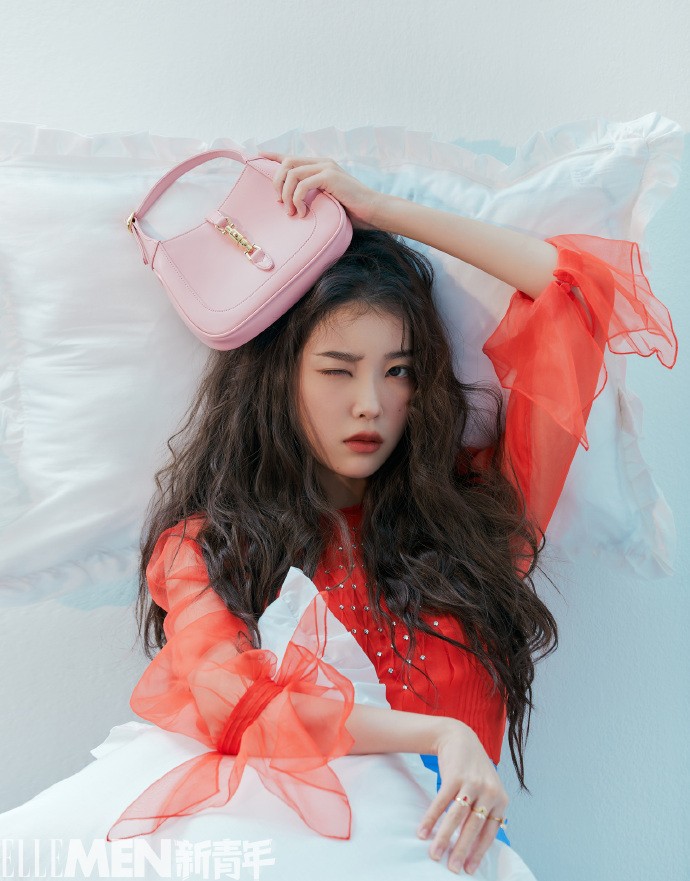 IU李知恩xELLEMEN新青年封面人物