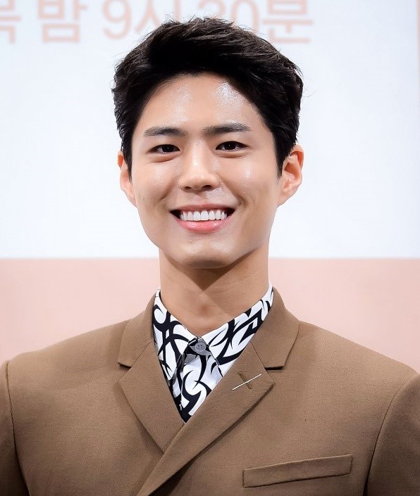 朴寶劍軍訓結業式路透照