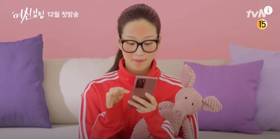 文佳煐《女神降臨》首版預告