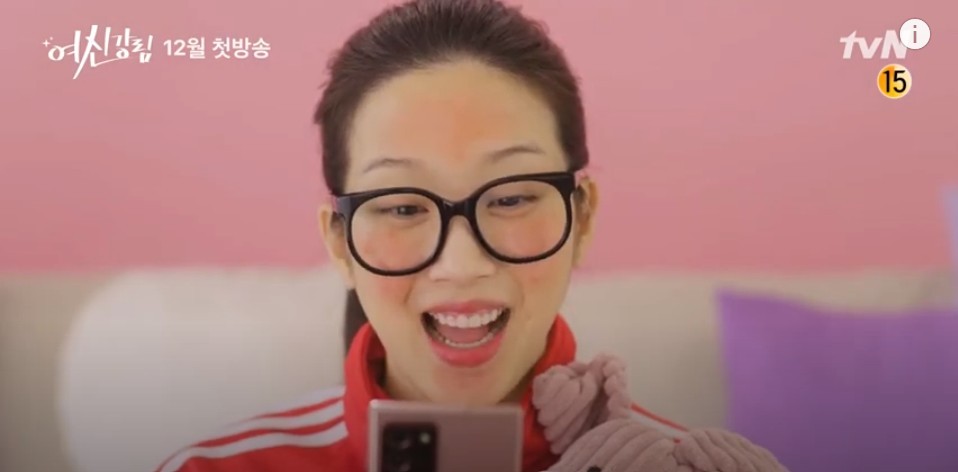 文佳煐《女神降臨》首版預告