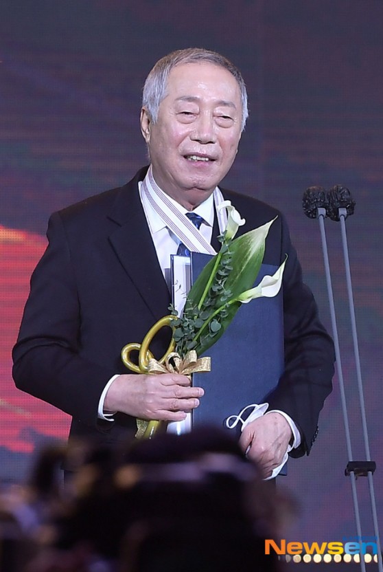 邊希峰《2020韓國大眾文化藝術獎》獲獎