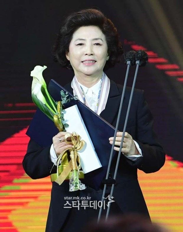 高斗心《2020韓國大眾文化藝術獎》獲獎