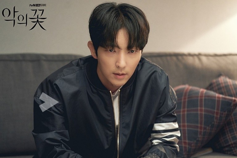 李準基《惡之花》