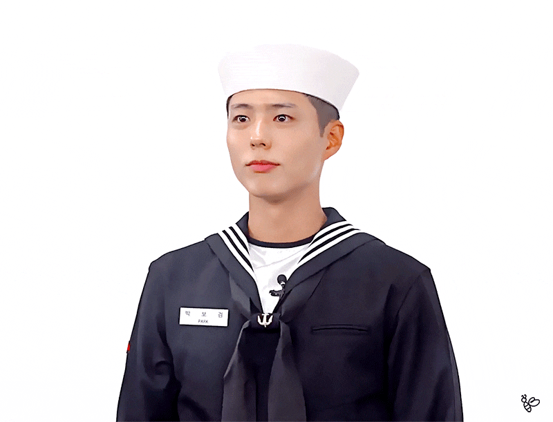 朴寶劍軍裝拍攝企業招募宣傳片 帥氣海軍代言人！