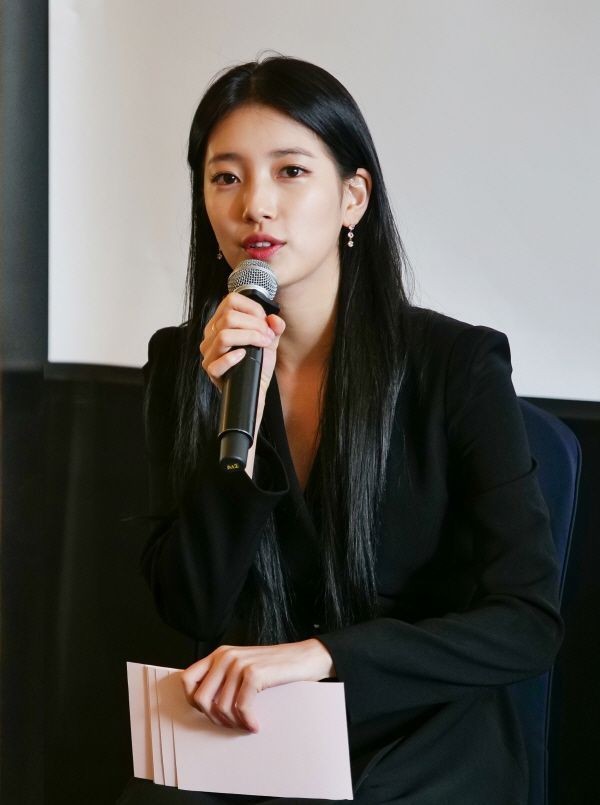 李棟旭唯一認愛秀智