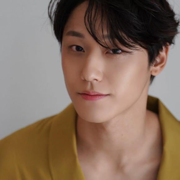 李到晛所屬公司否認戀情