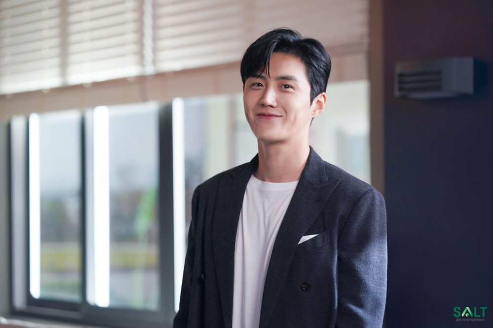 金宣虎最近因為出演《Start-Up》而人氣爆紅