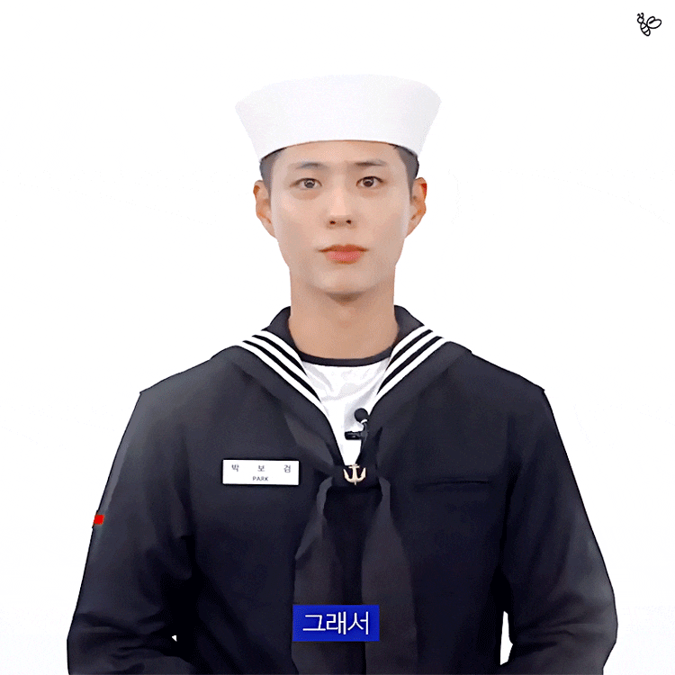 朴寶劍軍裝拍攝企業招募宣傳片 帥氣海軍代言人！