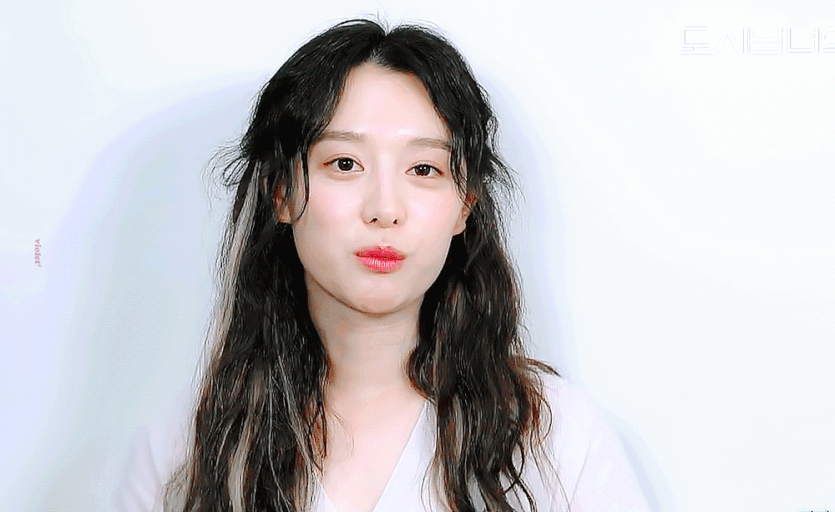 金智媛《都市男女的愛情法》