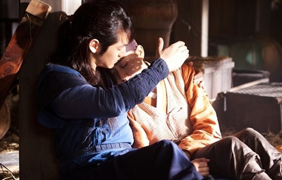 金汎《火之女神井兒》深情守護文瑾瑩