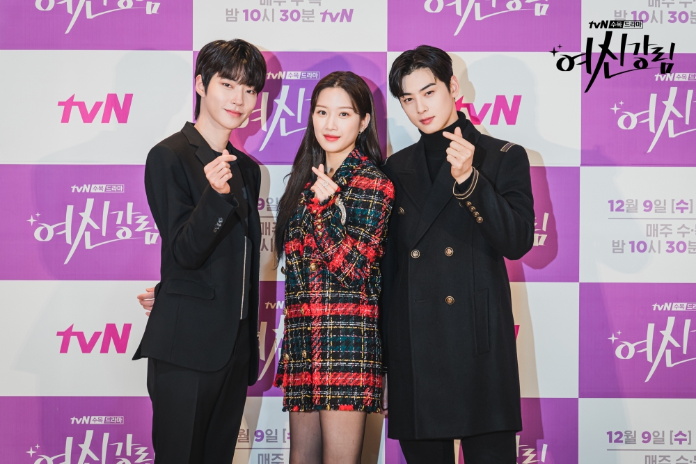 《女神降臨》發布會