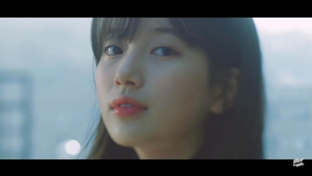 秀智MV《初戀》 (첫사랑)