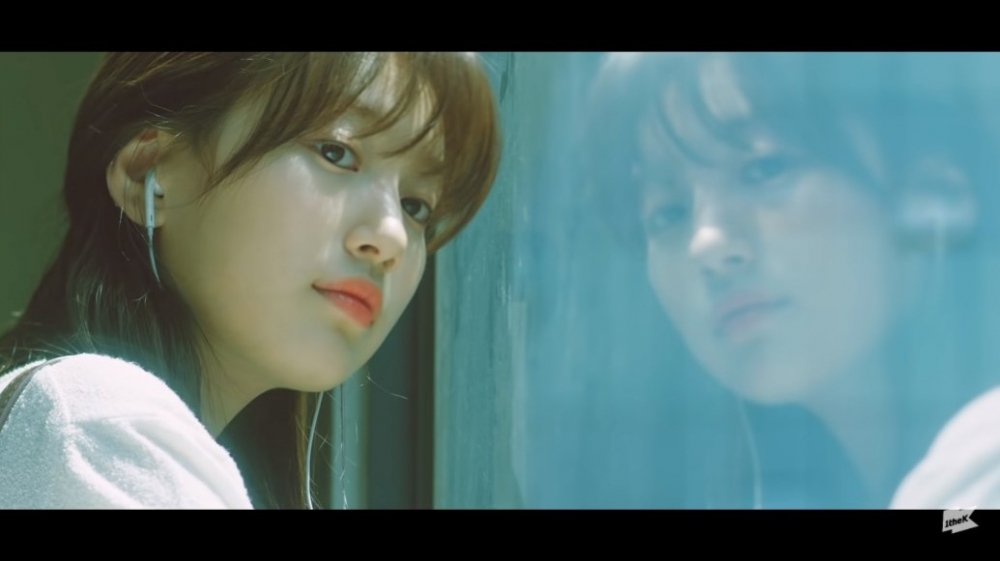 秀智MV《初戀》 (첫사랑)