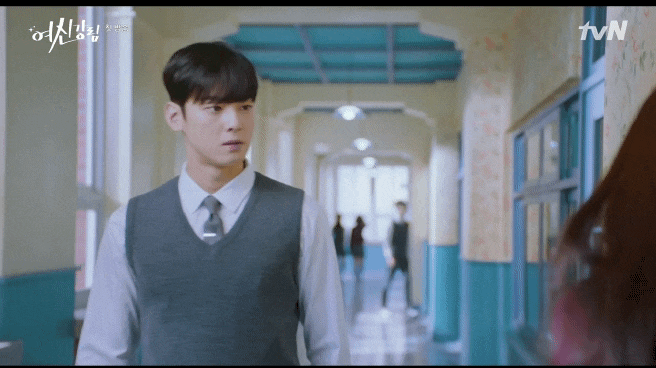 《女神降臨》首播劇情