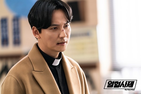 金南佶有望飾演性感的妖怪獵人